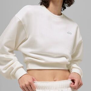 Alo Yoga White Cropped Accolade Crewneck Sweatshirt size S - Ivory NWT